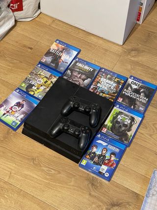 PS4 (PlayStation 4) Negra + 7 Juegos 