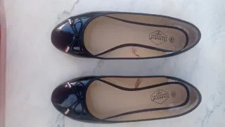 Manoletinas negras Claudia Ghizzani talla 40