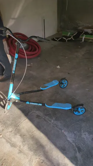 Scooter 3 ruedas azul