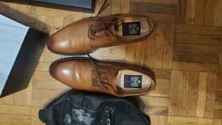 Zapatos de vestir Hobbs marrones talla 42