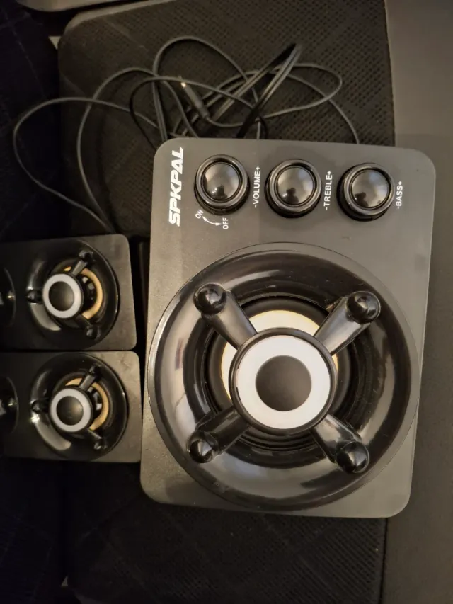 Altavoces SPK Negros