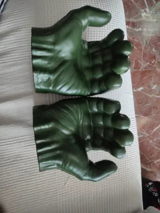 Guantes de Hulk de gomaespuma
