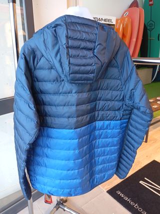 Chaqueta Helly Hansen azul
Tallas disp. S - L - XL