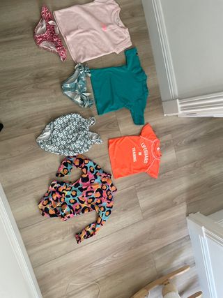 Lote Ropa Piscina/Playa Niña 18-24m