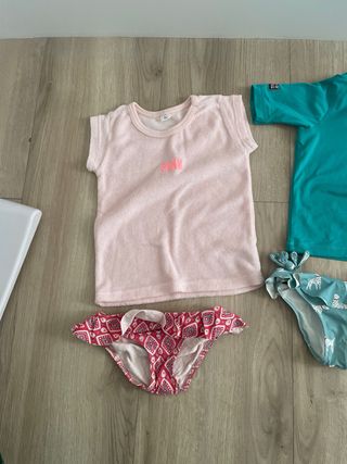 Lote Ropa Piscina/Playa Niña 18-24m