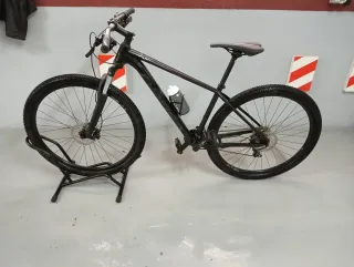 Bicicleta MTB Negra