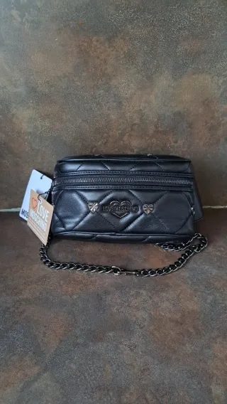 Riñonera Moschino Negra Acolchada