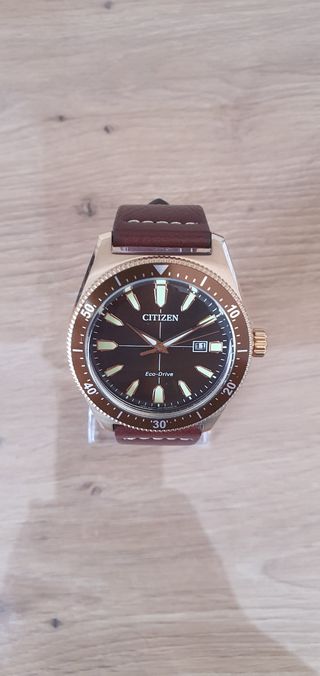 Reloj Citizen Eco-Drive Dorado Marrón