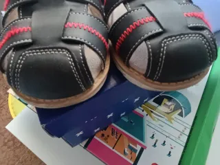 Sandalias niño talla 32