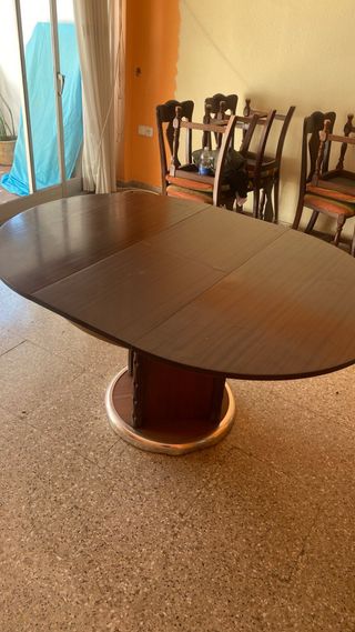 Mesa de comedor de madera maciza + sillas 