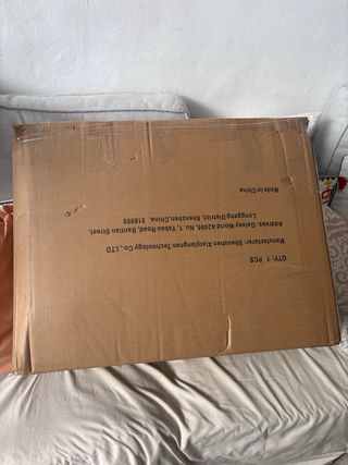 Silla de oficina de cuero marrón ni un mes de uso