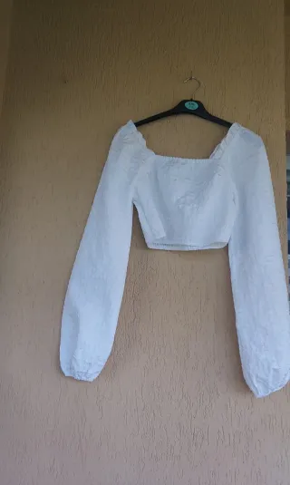 Camisa blanca manga larga bordada