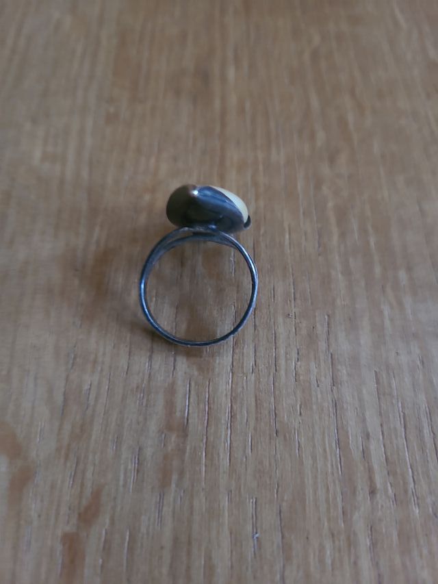 Anillo de Plata con Piedra Blanca