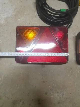 Luces traseras para remolque