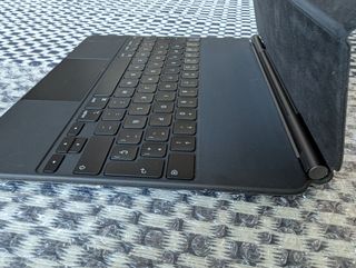 Apple Magic Keyboard iPad Pro 12,9" y iPad Air 13"