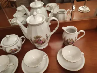 Juego de café porcelana antiguo pintado