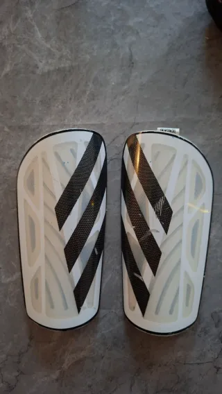 Espinilleras de fútbol ADIDAS talla M