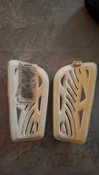 Espinilleras de fútbol ADIDAS talla M