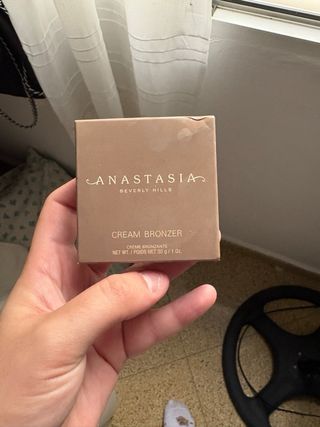 Lote Maquillaje Anastasia Beverly Hill y too faced