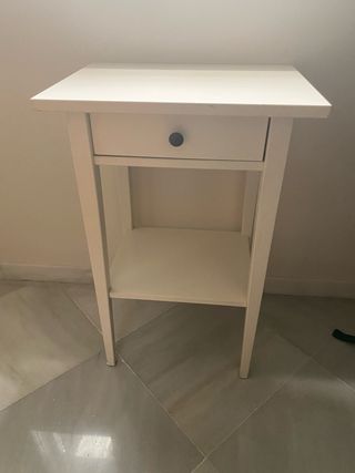 Mesita de noche Ikea blanca