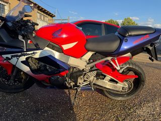 Honda CBR 929R