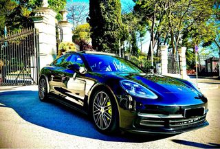 coche de bodas Porsche Panamera y coche clasico