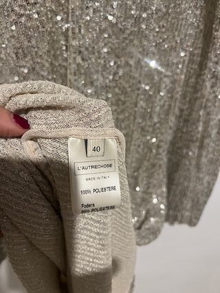 Vestido de fiesta con lentejuelas.