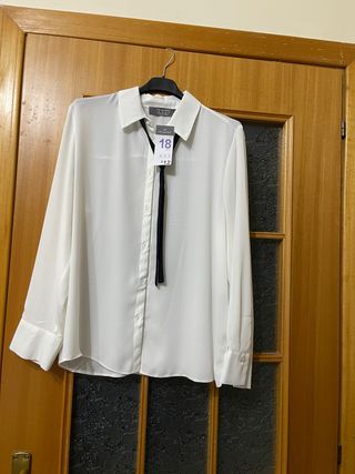 Camicia bianca Primark con cravattino