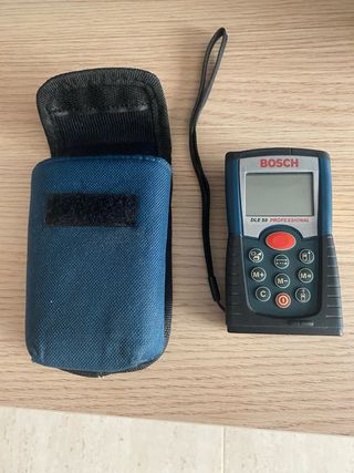 Medidor Láser Bosch DLE 50
