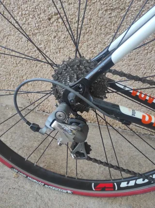 Bicicleta de Carretera KTM