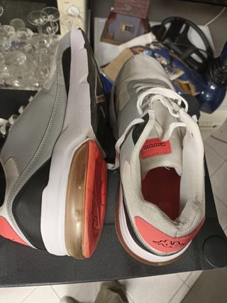 Zapatos kappa cómo nuevos 