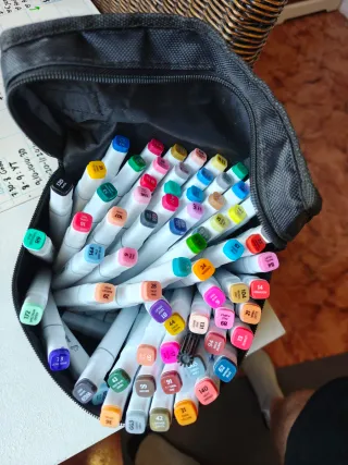Rotuladores de colores para arte