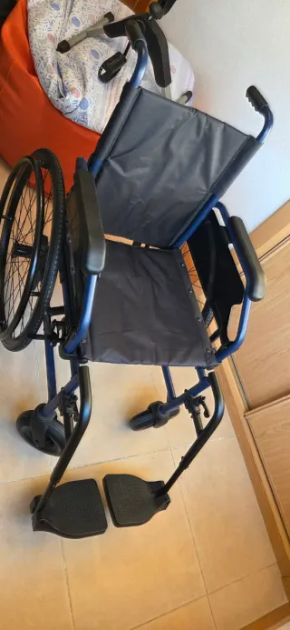 Silla de ruedas nueva