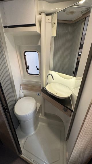 ADRIA TWIN 600 FAMILY PLUS