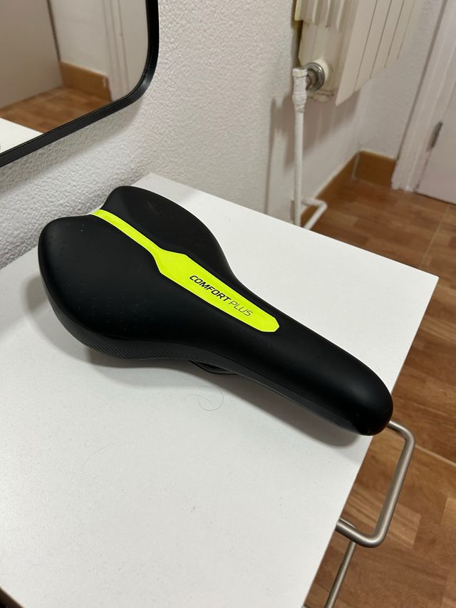 Sillín Bici Negro y Amarillo