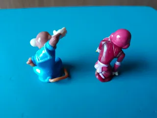 Figuras Colección Monos Kárate Kinder