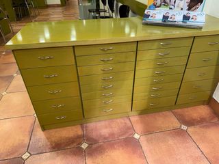 Muebles para óptica o similar.