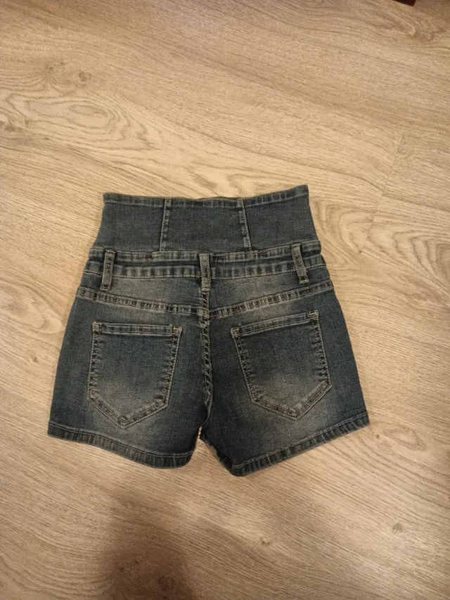 Pantalón corto vaquero cintura alta elastico