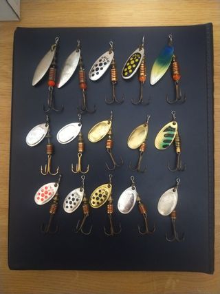 Lote nº3.- 15 Cucharillas Pesca Variadas