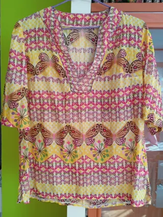 Blusa estampada Monoplaza style