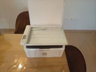 Impresora HP LaserJet Blanca