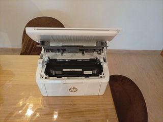 Impresora HP LaserJet Blanca