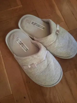 Zapatillas de casa gris