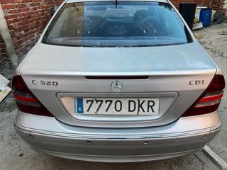 Maletero Mercedes W203 2005