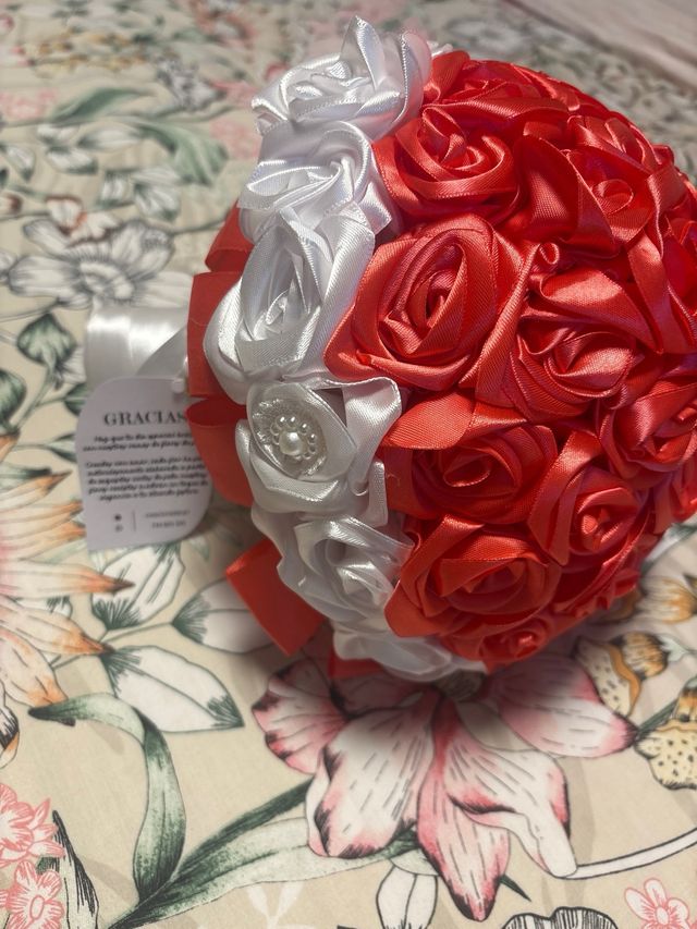 Ramo de Novia Eterno Rojo y Blanco