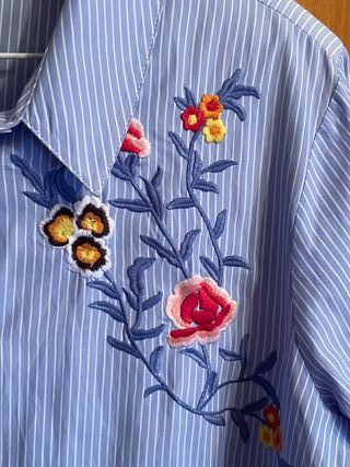 Camisa Cortefiel Flores Bordadas Talla XL