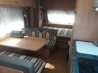 Caravana Burstner Belcanto 500TK 3 ambientes