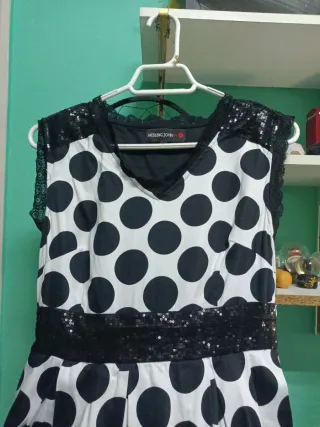 Vestido vintage lunares negro y blanco