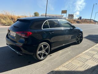 Mercedes-Benz Clase A 250e luz ambi