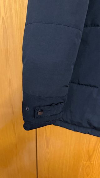 Chaquetón Negro Capucha Pelo Hombre